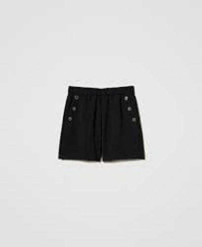 Crêpe shorts with logo buttons