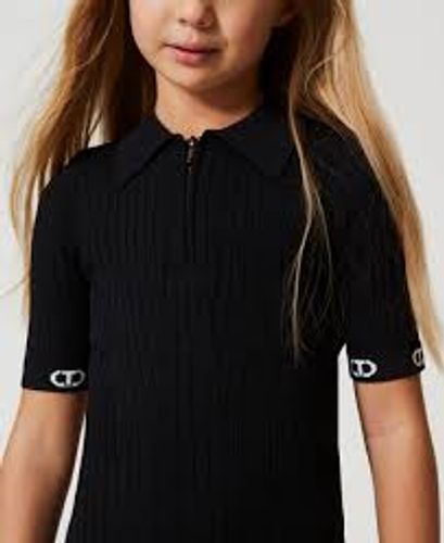 Short knit dress with polo shirt neck