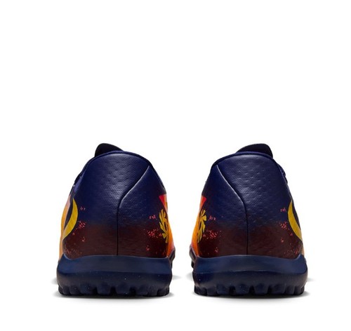 קטרגל נייק Nike Phantom 6 Low Academy TF | גברים