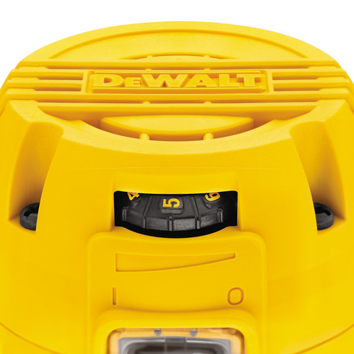 טרימר DEWALT D26200 900W