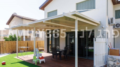 תכירו את פרגולת PERGULAND FAMILY 365 - פרגולה לרגעי משפחה מאושרים כל עונות השנה ( פרגולה חשמלית , פרגולה נאספת , פרגולה נפתחת )