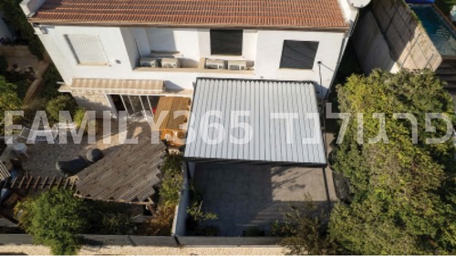 תכירו את פרגולת PERGULAND FAMILY 365 - פרגולה לרגעי משפחה מאושרים כל עונות השנה ( פרגולה חשמלית , פרגולה נאספת , פרגולה נפתחת )