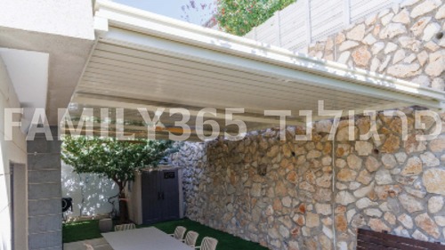 תכירו את פרגולת PERGULAND FAMILY 365 - פרגולה לרגעי משפחה מאושרים כל עונות השנה ( פרגולה חשמלית , פרגולה נאספת , פרגולה נפתחת )