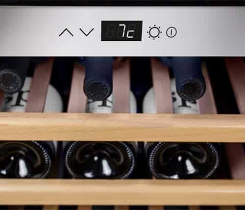 מקרר יין CASO קאסו 66 בקבוקים מבית קאסו CASO WineComfort 660 Smart בצבע נירוסטה