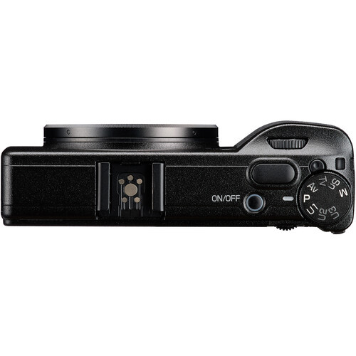 מצלמה קומפקטית Ricoh GR IV