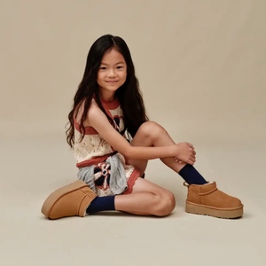מגף UGG מיני פלטפורמה חום מידות 31-35 לילדים