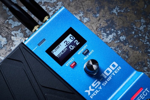 זווית נוספת BOSS XS-100 Poly Shifter