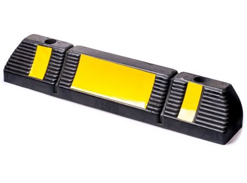 פס בלימה-סטופר (מעצור חניה) לרכב מגומי קשיח כולל מחזיר אור 60X10X11 ס