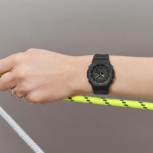 CASIO GMA-P2100SA-1A2 CARBON צבעים חדשים 