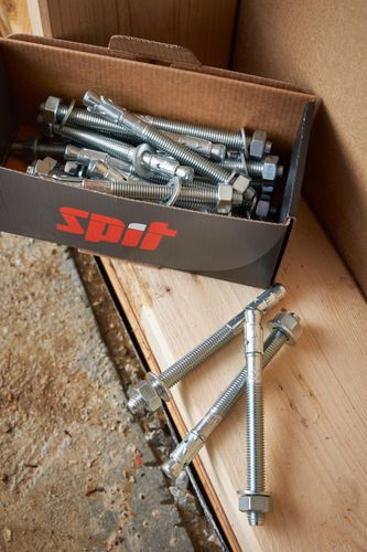 מיתד חץ SPIT FIX Z XTREM - עוגן מתקדם לעומסים כבדים עם אישור ETA לבטון סדוק ולא סדוק, מתאים לקונסטרוקציות פלדה ויישומים סיסמיים