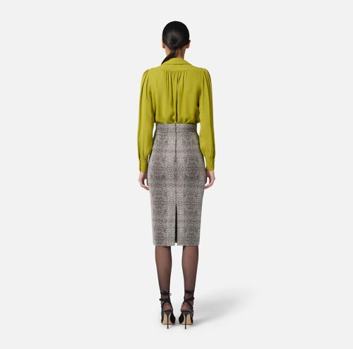 Skirt in viscose fabric with python print