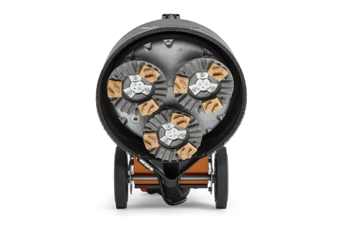 מלטשת בטון פלנטרית HUSQVARNA PG5 דגם 970 60 31-04 עם 3 דיסקיות ליטוש, מערכת קירור ערפל ועיצוב מרכב מפוצל לעבודות ליטוש מקצועיות.