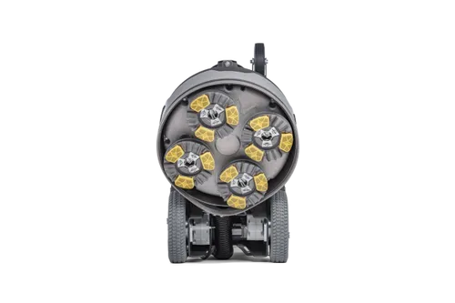 מלטשת בטון פלנטרית HUSQVARNA PG6 XR עם 4 דיסקים, מערכת קירור Mist Cooler ושלט רחוק משופר לעבודות ליטוש מקצועיות.