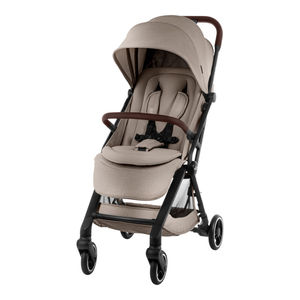 Britax Flylite – טיולון קליל וקומפקטי עם קיפול ביד אחת  (בז')