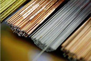 זיקה TIG-SILFUS-55 -חוט סילפוס שטוח חשוף 2x4 מ"מ להלחמת צנרת נחושת - 1 ק"ג