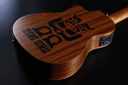 זוית נוספת Lag tkb150fce mini acoustic electric fretless bass