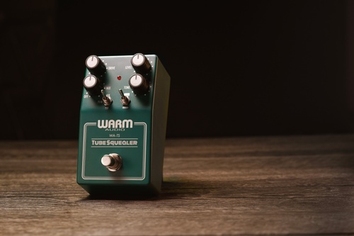 זווית נוספת warm audio tube squealer overdrive pedal