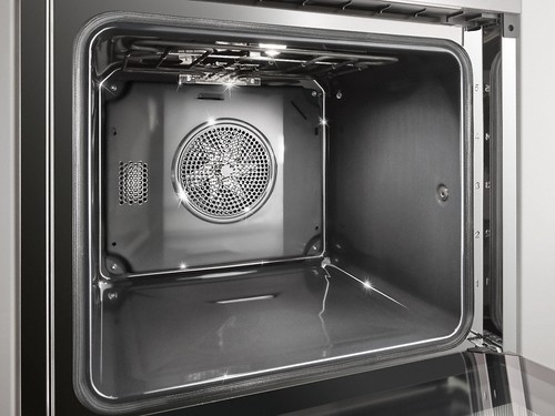 תנור בנוי פירוליטי 76 ליטר MIELE דגם: H7860 BPX BLACK