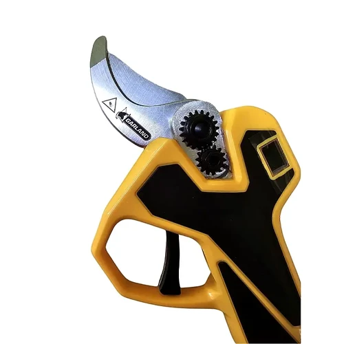 להב פלדה מוקשחת של מזמרה נטענת Garland Cepa Keeper 20V עם מנגנון גלגלי שיניים מדויק לגיזום ענפים