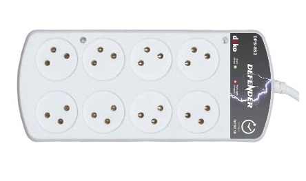 רב שקע 8 יציאות עם מגן מפני נחשולים ונפילות מתח מבית DEKO