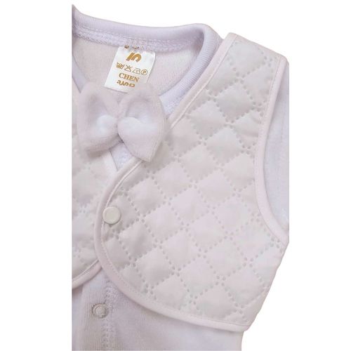 סט מהודר לברית מילה: חולצה, מכנס, ווסט, פפיון, כובע ונעלים - לבן