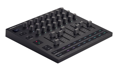 קונטרולר מידי - Novation Launch Control XL 3