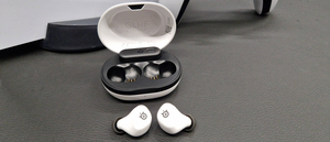 אוזניות SteelSeries Arctis GameBuds 2.4G