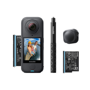 קיט מצלמת אקסטרים Insta360 X4 Air Starter Bundle