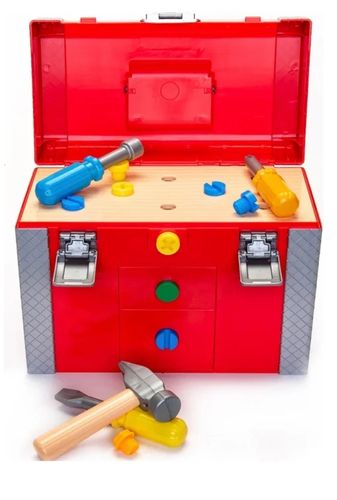 ארגז כלים וסודות עולמו של ריאן עם שלל כלים והפתעות