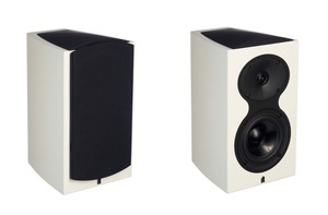 זוג רמקולים מדפיים מבית REVEL דגם Performa3 M105