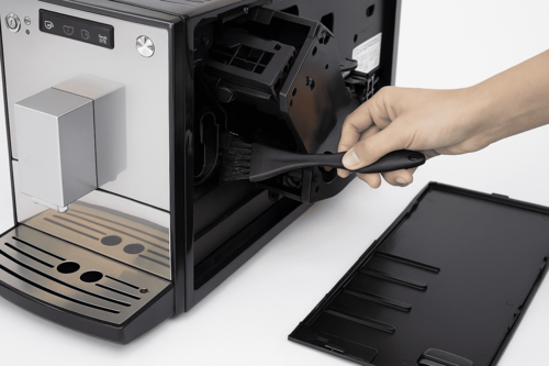 מברשת פלסטיק שחורה מקצועית לניקוי שאריות קפה בגרופו פסקל Pascale