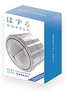 Huzzle Cast U&U (****)
