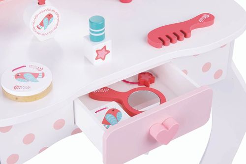 פינת יופי מפוארת מעץ