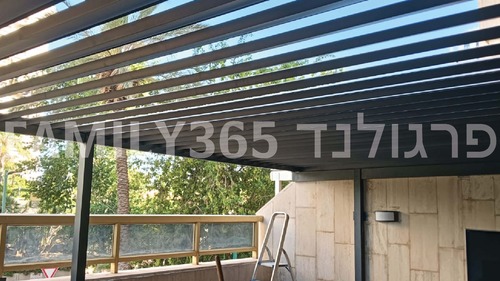 תכירו את פרגולת PERGULAND FAMILY 365 - פרגולה לרגעי משפחה מאושרים כל עונות השנה ( פרגולה חשמלית , פרגולה נאספת , פרגולה נפתחת )