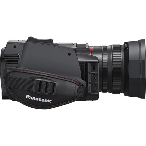 מצלמת וידאו Panasonic HC-X1200 UHD 4K HDMI - יבואן רשמי