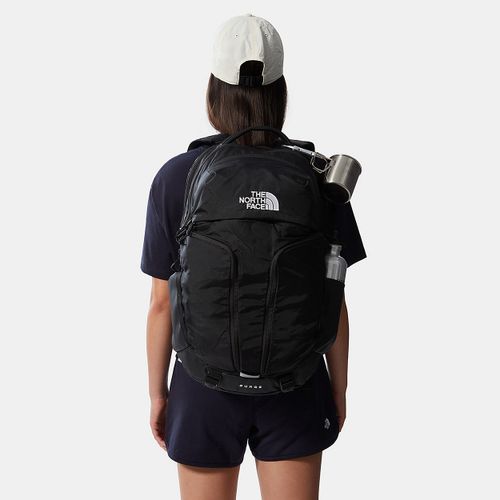 תיק גב 31 ליטר SURGE מבית the north face