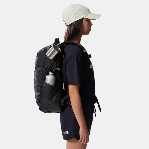 תיק גב 31 ליטר SURGE מבית the north face