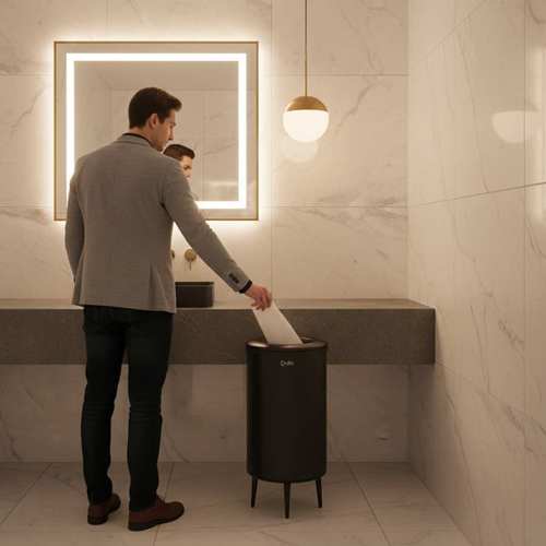 פח אשפה שחור 40 ליטר עם 5 רגליות - Y.C.033689