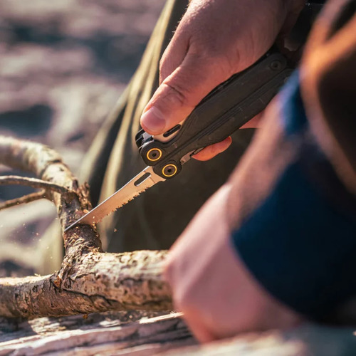 אולר פלייר לדרמן 16 כלים WAVE ALPHA מבית Leatherman
