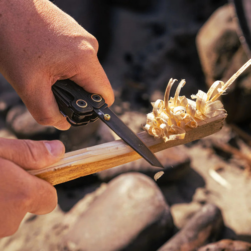 אולר פלייר לדרמן 16 כלים WAVE ALPHA מבית Leatherman