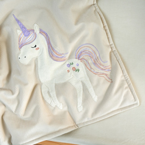 סט מצעים לעריסה עם נחשוש קלוע קורדורוי Unicorn