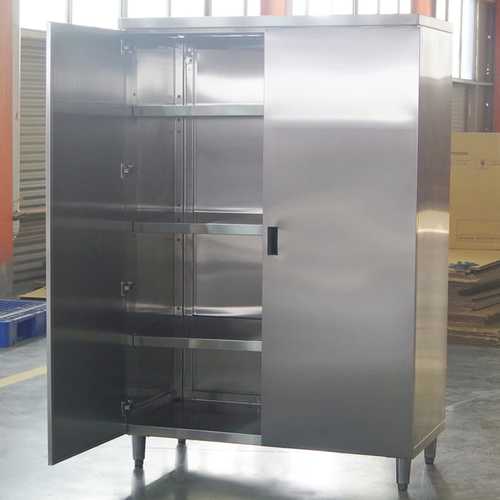  ארון  עם דלתות ציר‎ כפולות 1200X600X1800 מ