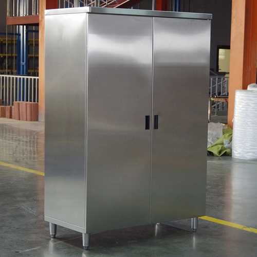  ארון  עם דלתות ציר‎ כפולות 1200X600X1800 מ