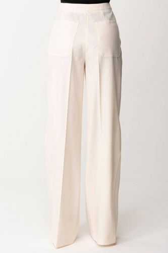 Straight Trousers In Cool Wool‏