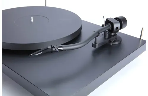 פטיפון ידני - Pro-Ject Debut PRO S Balanced