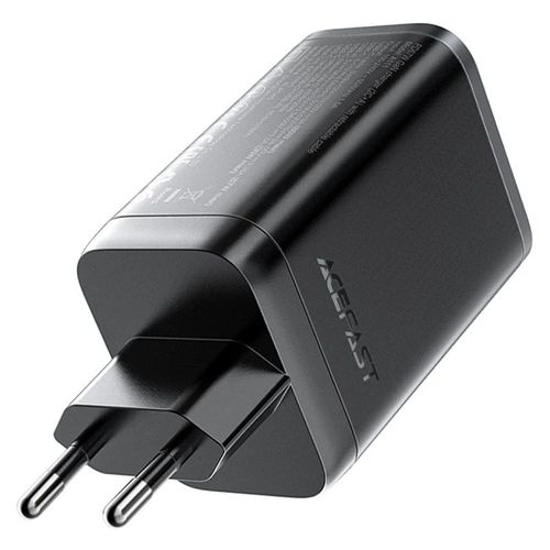 מטען מהיר ייחודי הכולל כבל טעינה USB-C נשלף ויציאות טעינה USB-A ו-USB-C