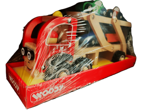 Truck with semitrailer for transporting cars