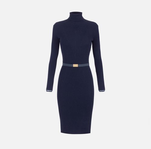 Dress in ribbed knit fabric with belt