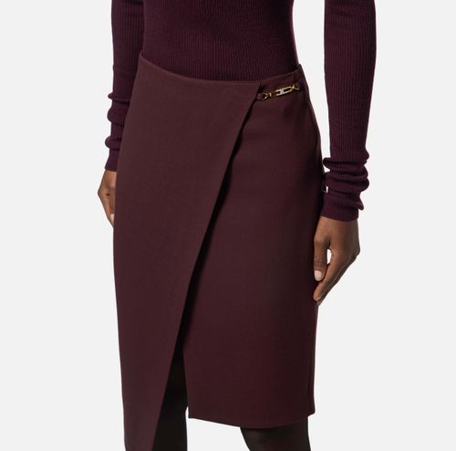 Skirt in crêpe fabric with jewel detail
