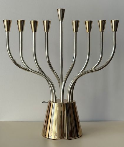 חנוכיה מפוארת 